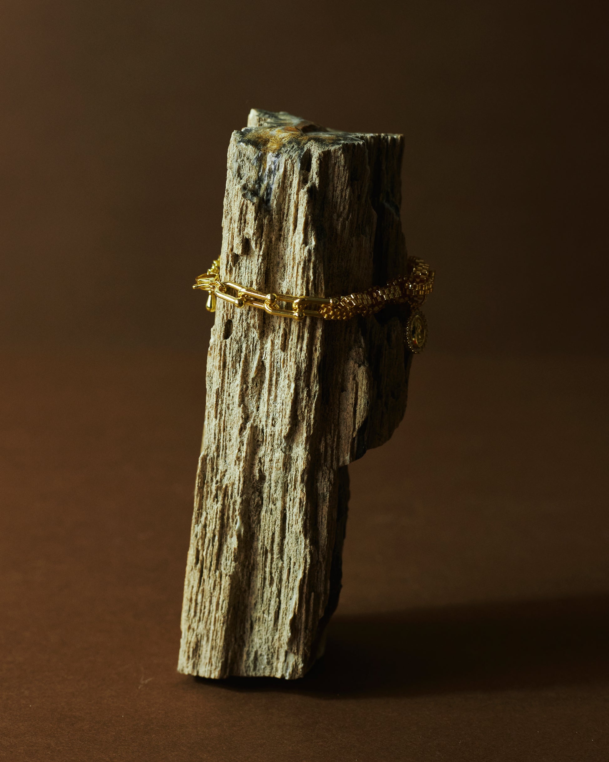 CHARM CHAIN BRACELET